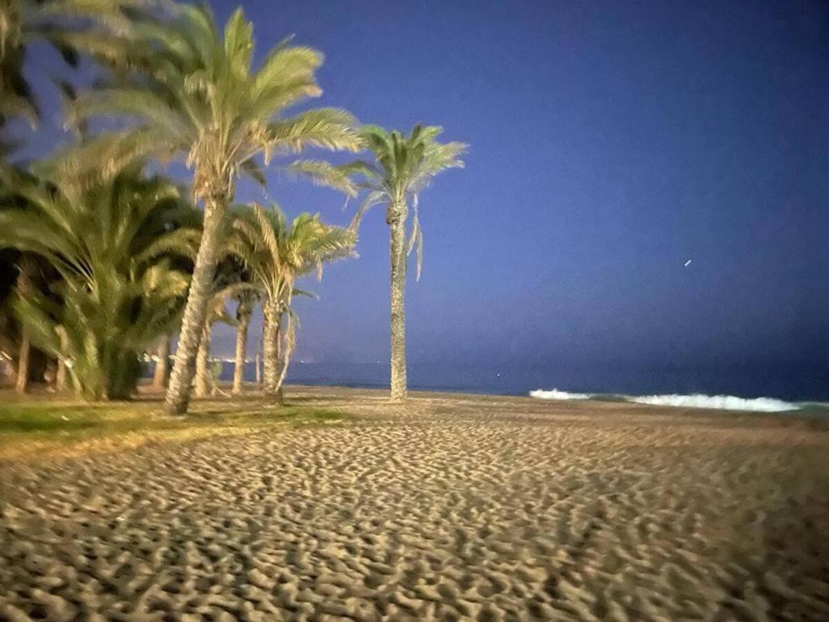 One Step From The Beach Torremolinos Eksteriør bilde